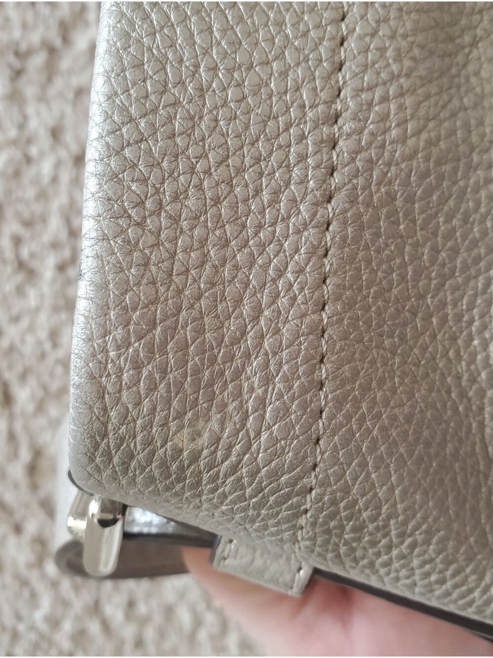 Coach Silver Leather Duffle Hobo Purse Lavender Interior - Picture 16 of 16